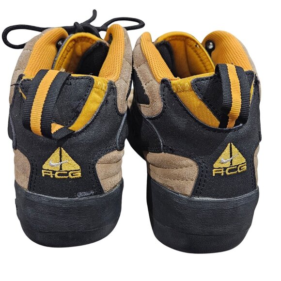 Nike Air ACG Sneakers - Picture 6 of 8